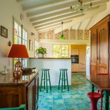 Séjour chez l'habitant Maison Luroa *